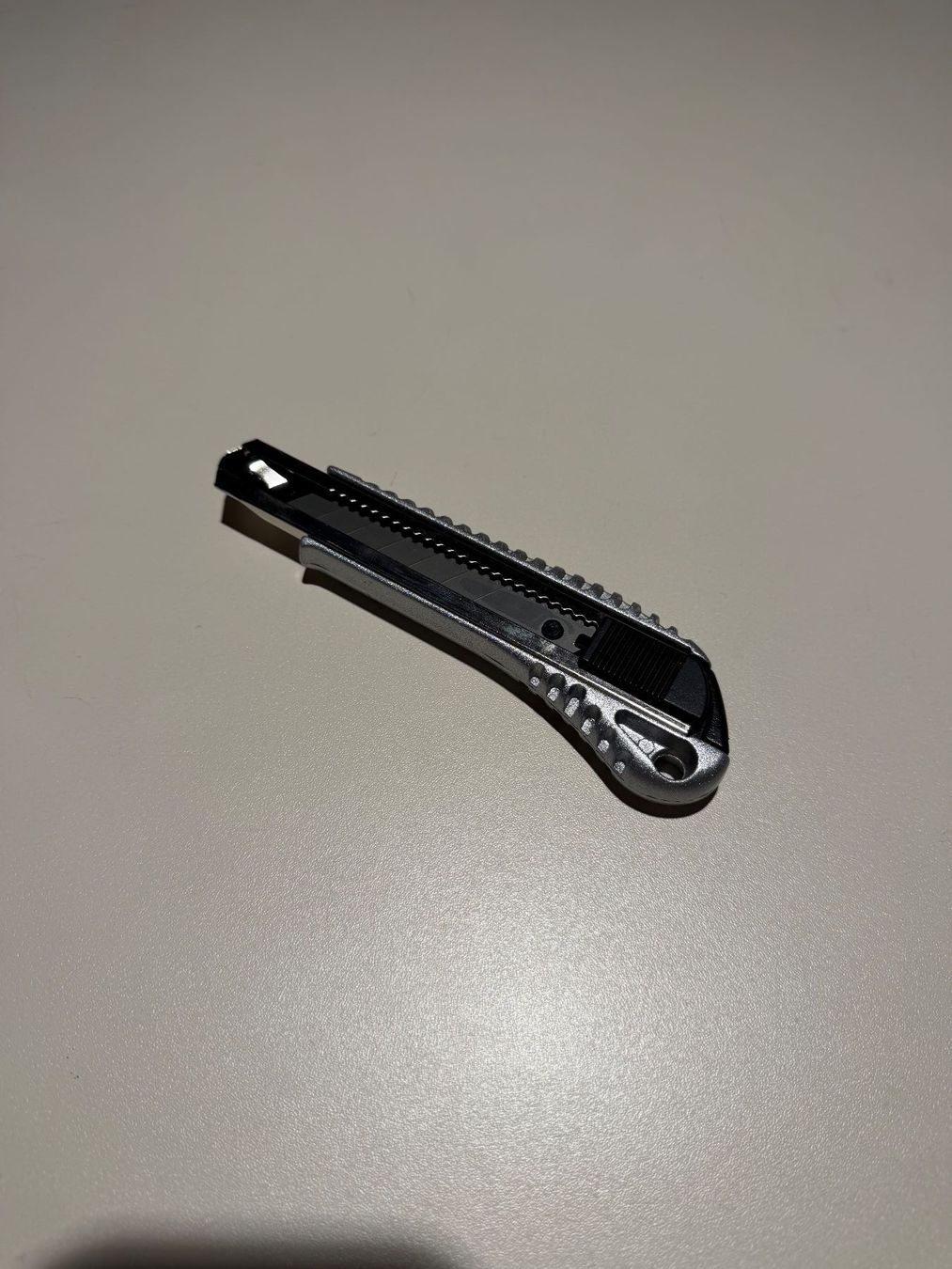 Tutti gli attrezzi: Cuttermesser – Nuovo e nell'imballaggio originale da Sissach venduto da epsi16 2