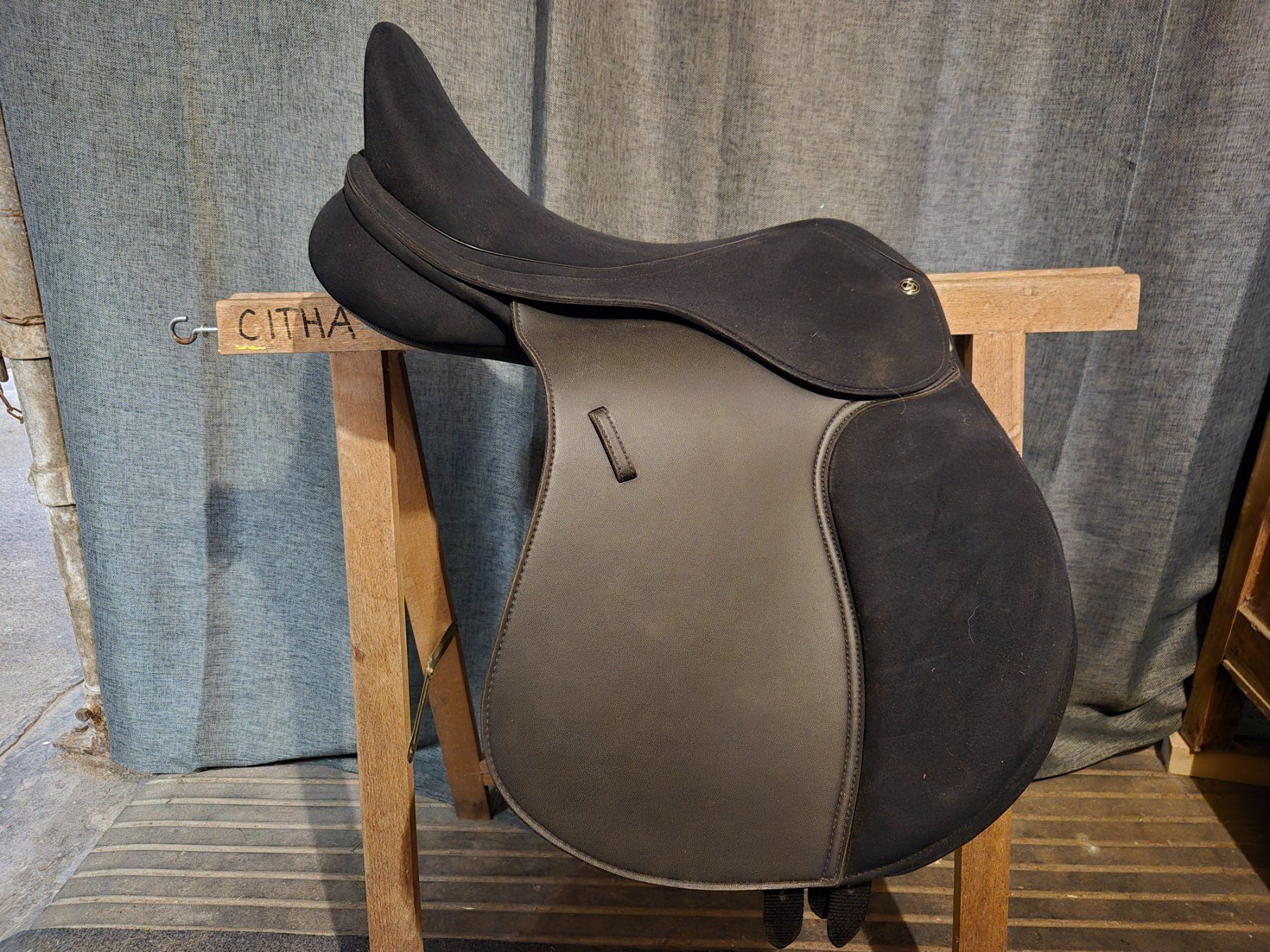 Selle & Accessori: Showmaster VS Sattel – Usato da Meggen venduto da Orrinka20 1