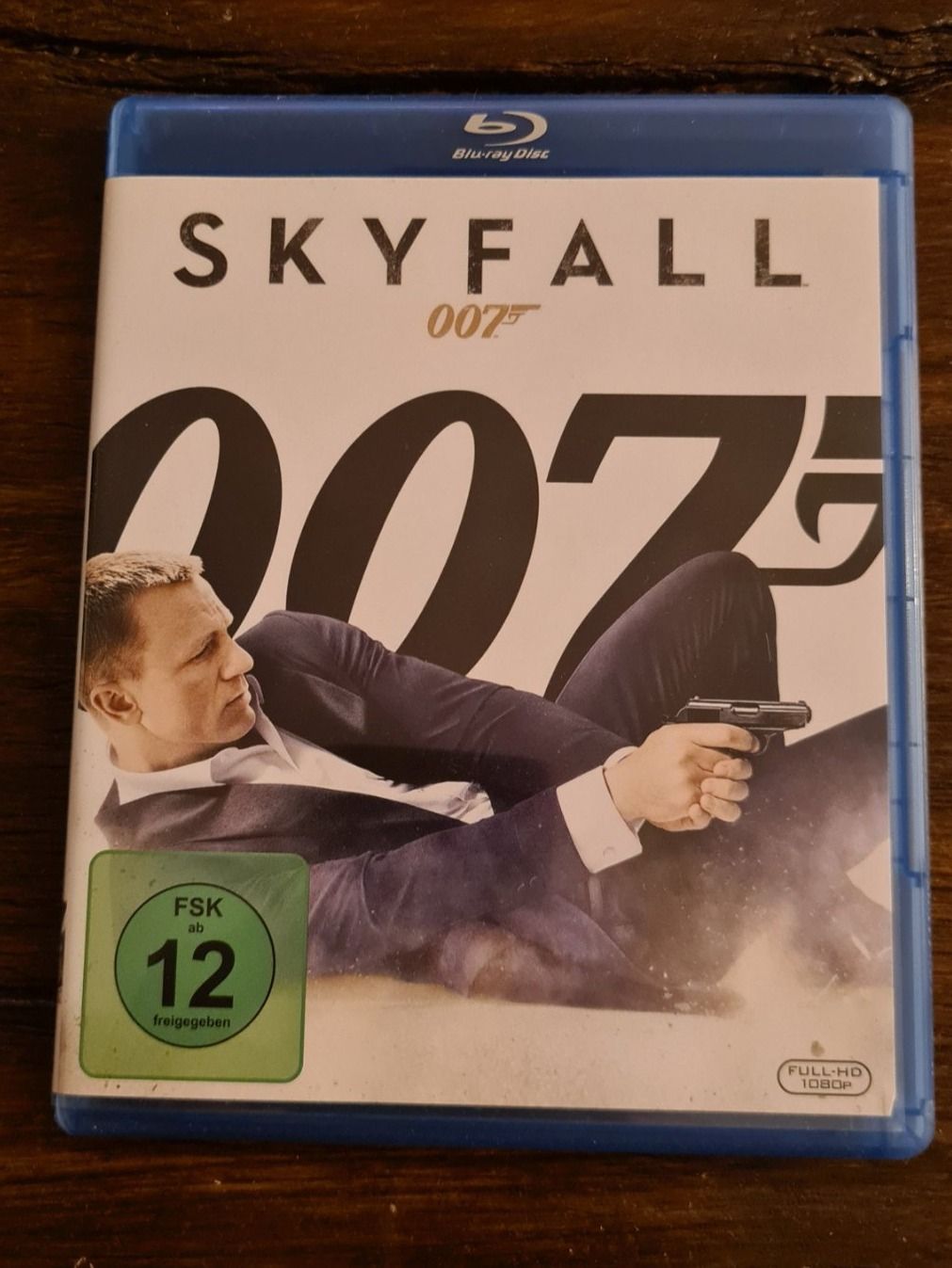Tutti i DVDs: James Bond Skyfall – Nuovo (secondo la descrizione) da Oberkirch LU venduto da ThE_CoLLecTor666