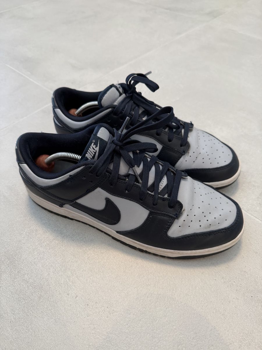 Nike Scarpe da uomo: Nike Dunk Low, Herren Sneaker, Navy/Grau, Grösse 45 – Usato da Unterlunkhofen venduto da cgi99