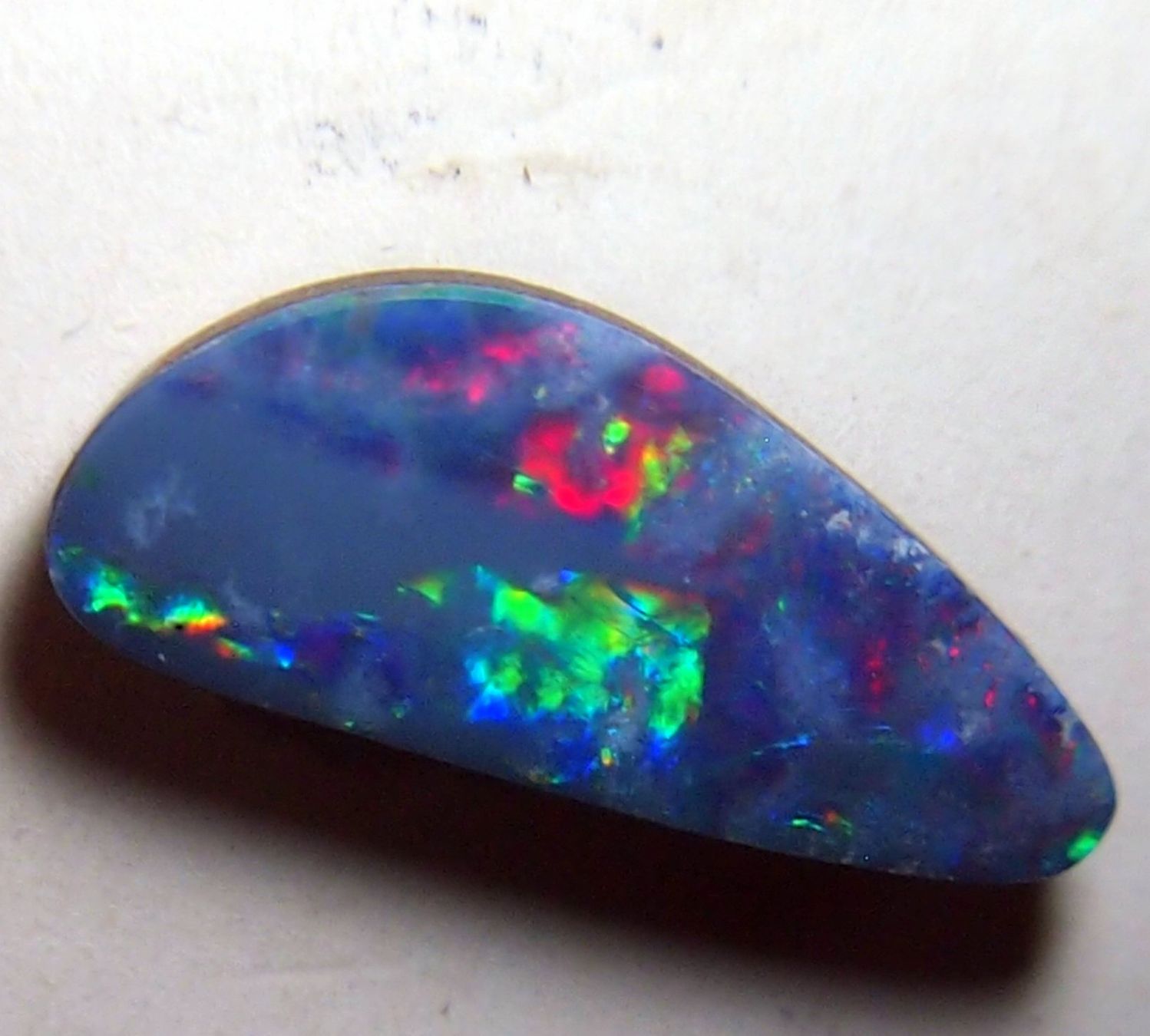 Pierres précieuses: Blackopal Doublette, TOP – Neuf (Voir description) à Reinach BL par Hesekiel39