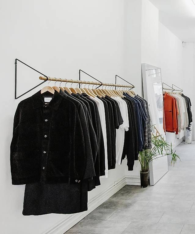 Kleiderpakete: SOLID Garderobe Schwarz  zeitloses Designstück – Gebraucht aus Zürich von TilmanJ
