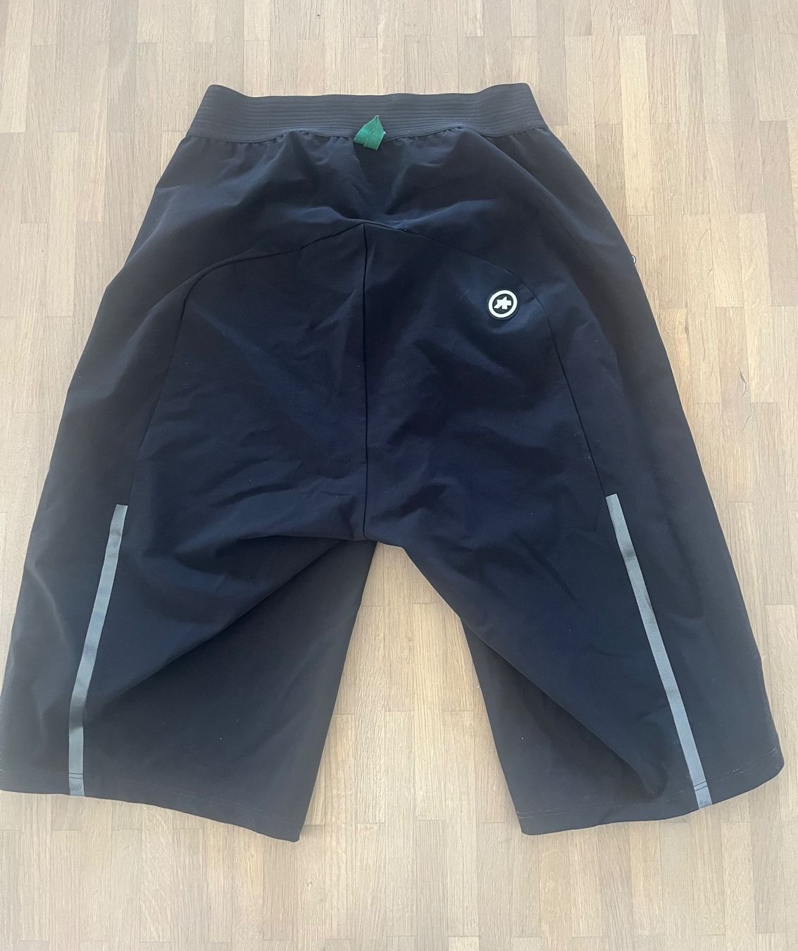 Assos Pantaloni: Assos Cargo Shorts, Grösse M – Usato da Olten venduto da Macfewer 1