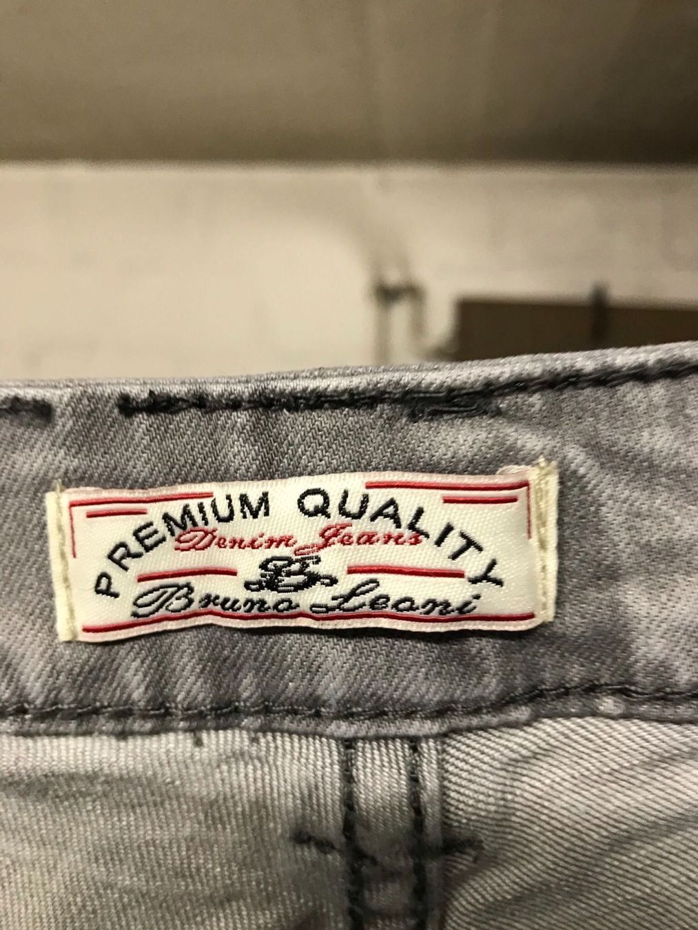 Pantaloni: 1 HerrenKurz Hose grösse 44/30 – Usato da Thun venduto da jeff070 2