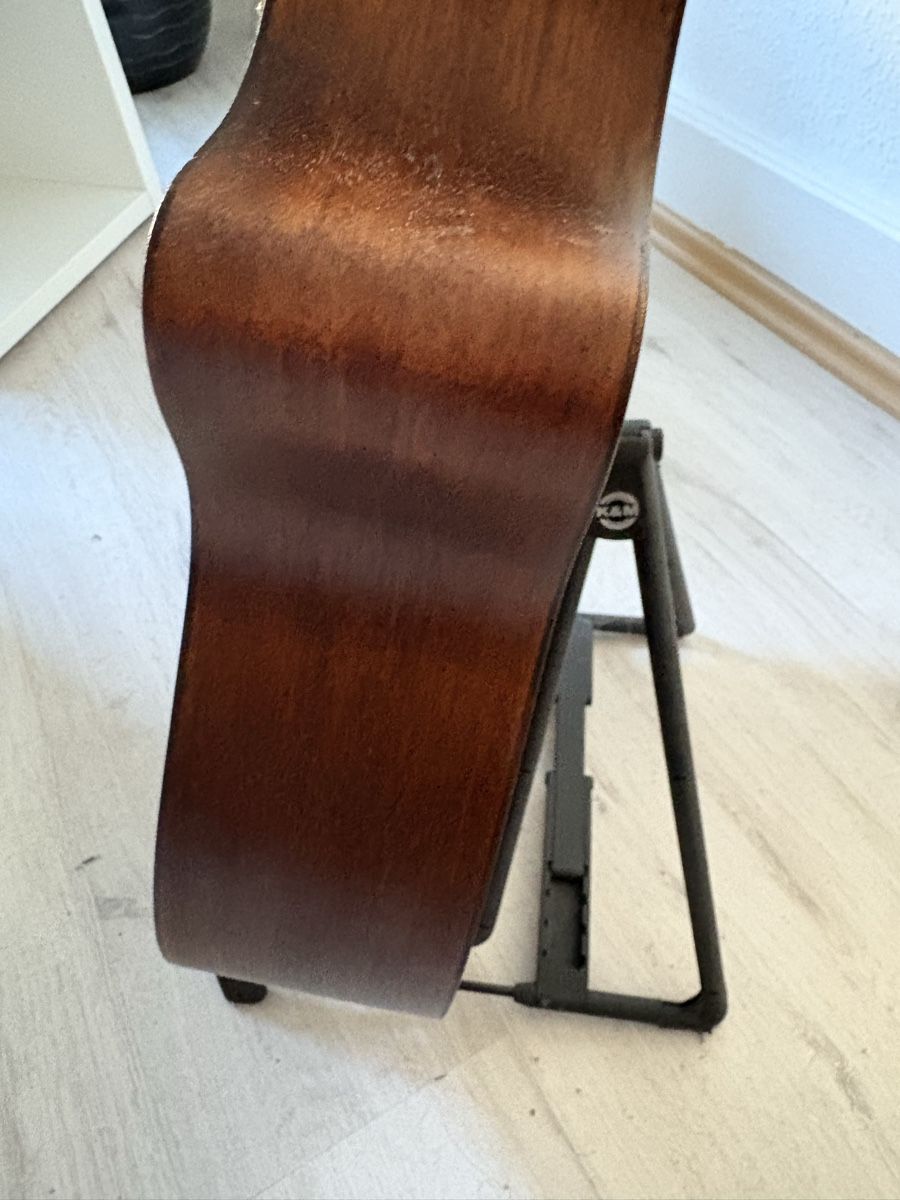 Instruments de musique: Gitarre aus Mahagony – Neuf (Voir description) à Basel par v3t_z9gg 1