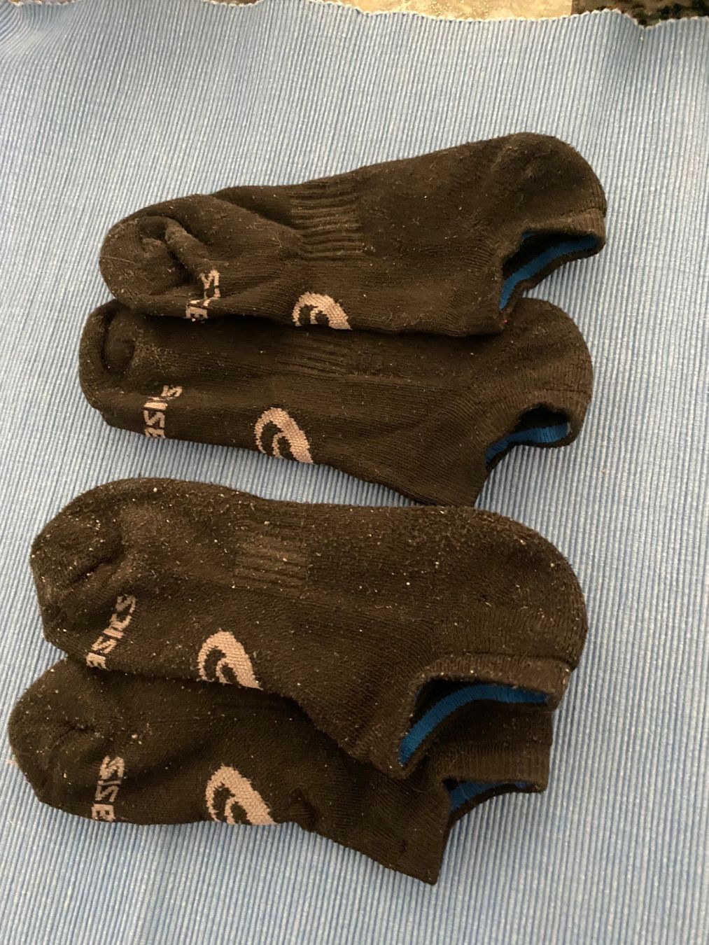 Asics Chaussettes: asics Sneaker Socken 2 Paar Grösse 39-42 – D'occasion à Allenwinden par Obalu
