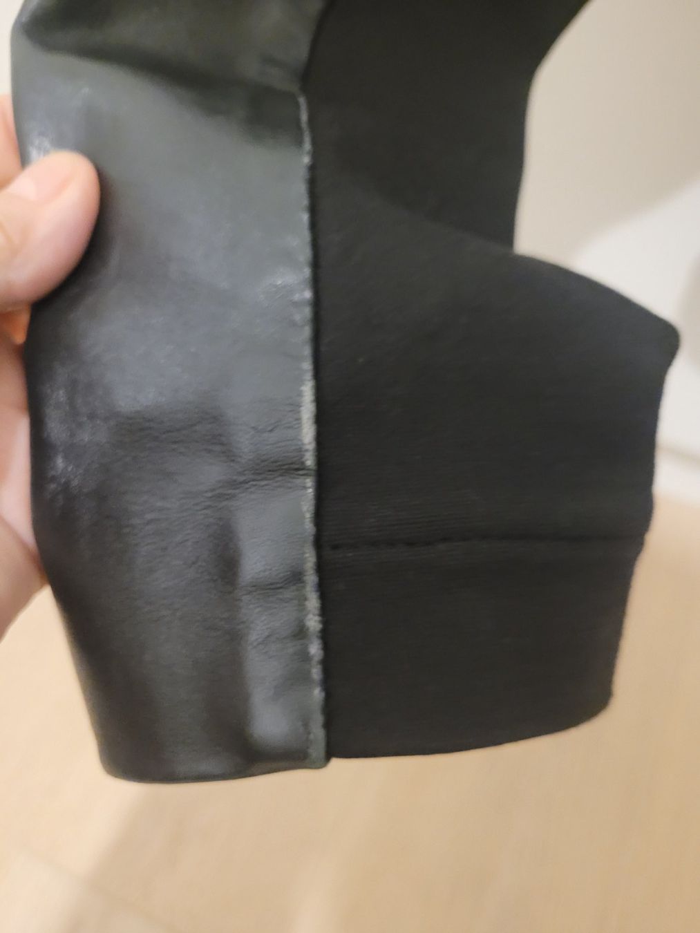 Giacche: Veste en cuir noir, taille 38 – Usato da St-Sulpice VD venduto da Piggy03 4
