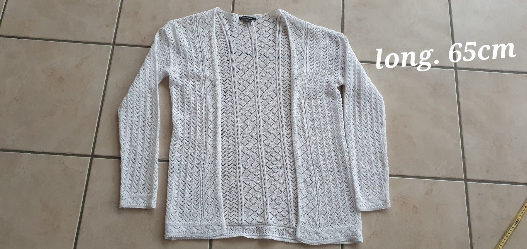 Gilets: Joli cardigan dentelle blanc S – D'occasion à Moutier par gvmv