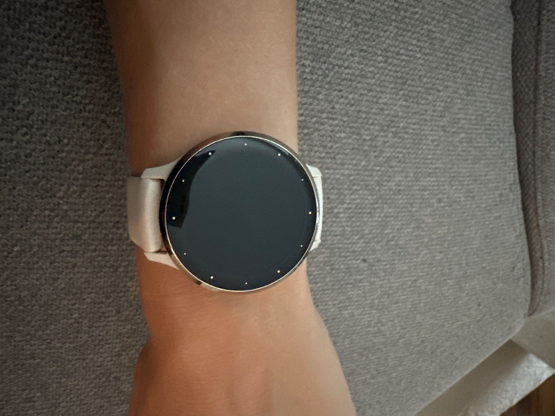 Garmin Smartwatch: Garmin Venu3S Elfenbein/Softgold – Usato da Winterthur venduto da ste_758l 4