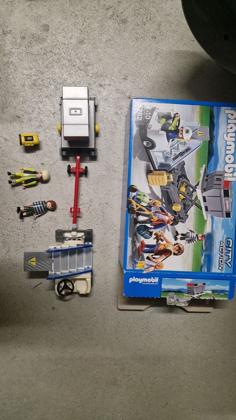 Playmobil Spielzeuge: Playmobil City – Gebraucht aus Küttigen von TheFactor