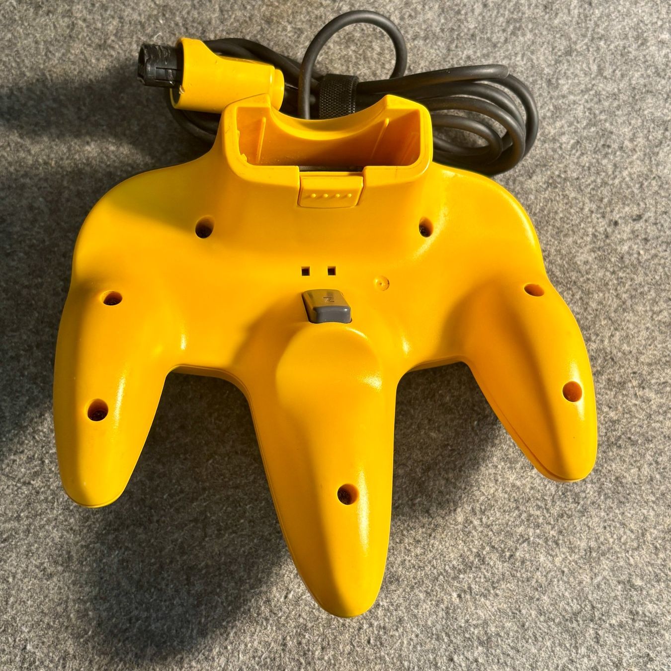 Nintendo Controller: n64 Controller Gelb – Usato da Mollis venduto da GamingCorner 1