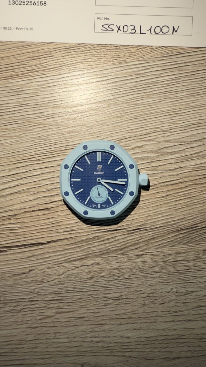 Swatch Montres: Royal Pop Lan ba Swatch x AP – Neuf (Voir description) à Glattpark(Opfikon) par SoniaMaccarrone 3