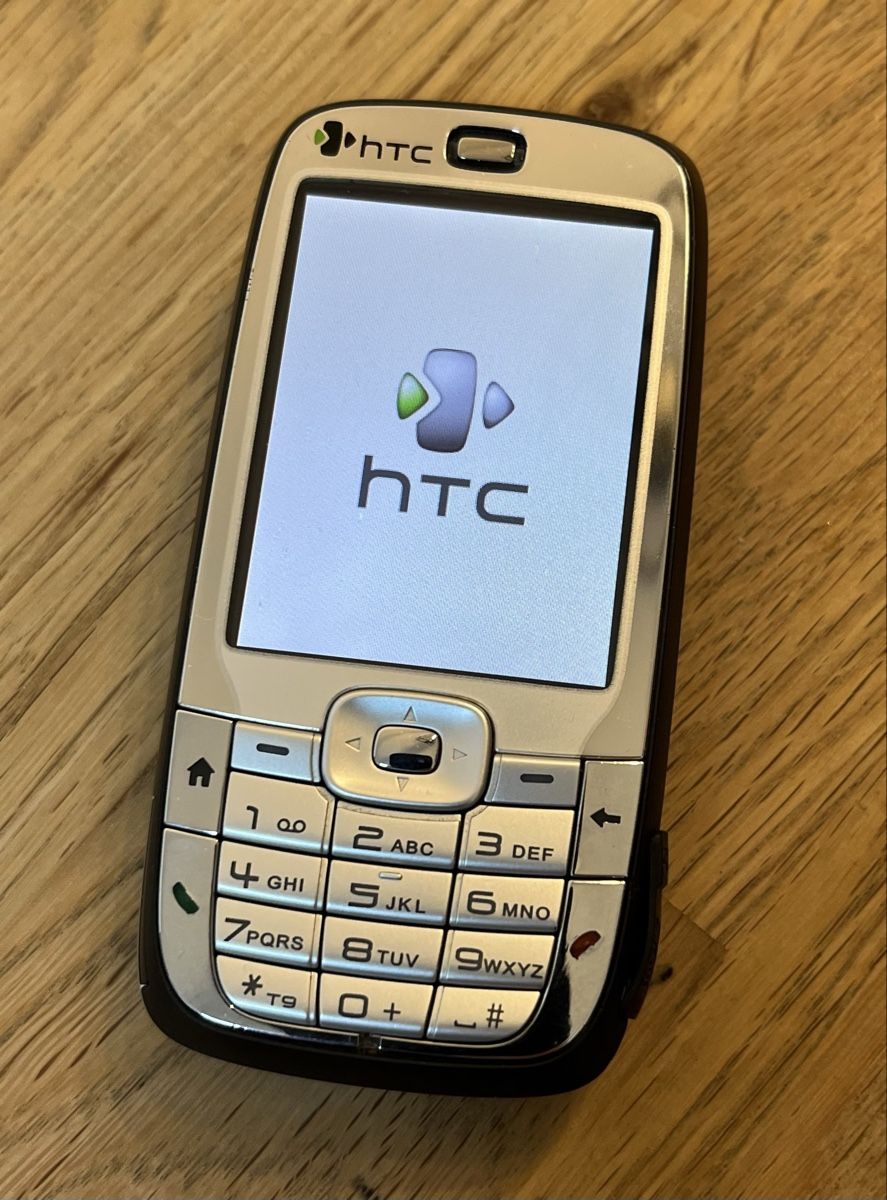 HTC Handys / Smartphones: HTC S710 Handy mit Tastatur – Gebraucht aus Bösingen von Mike2058blau 1