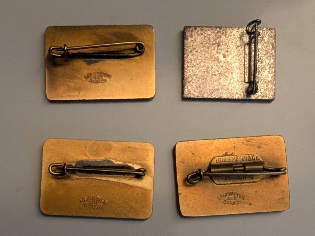 Placchette & Badge: Lot von 4 Knabenschiessen Pins – Usato da Mönchaltorf venduto da Blechfreund 1