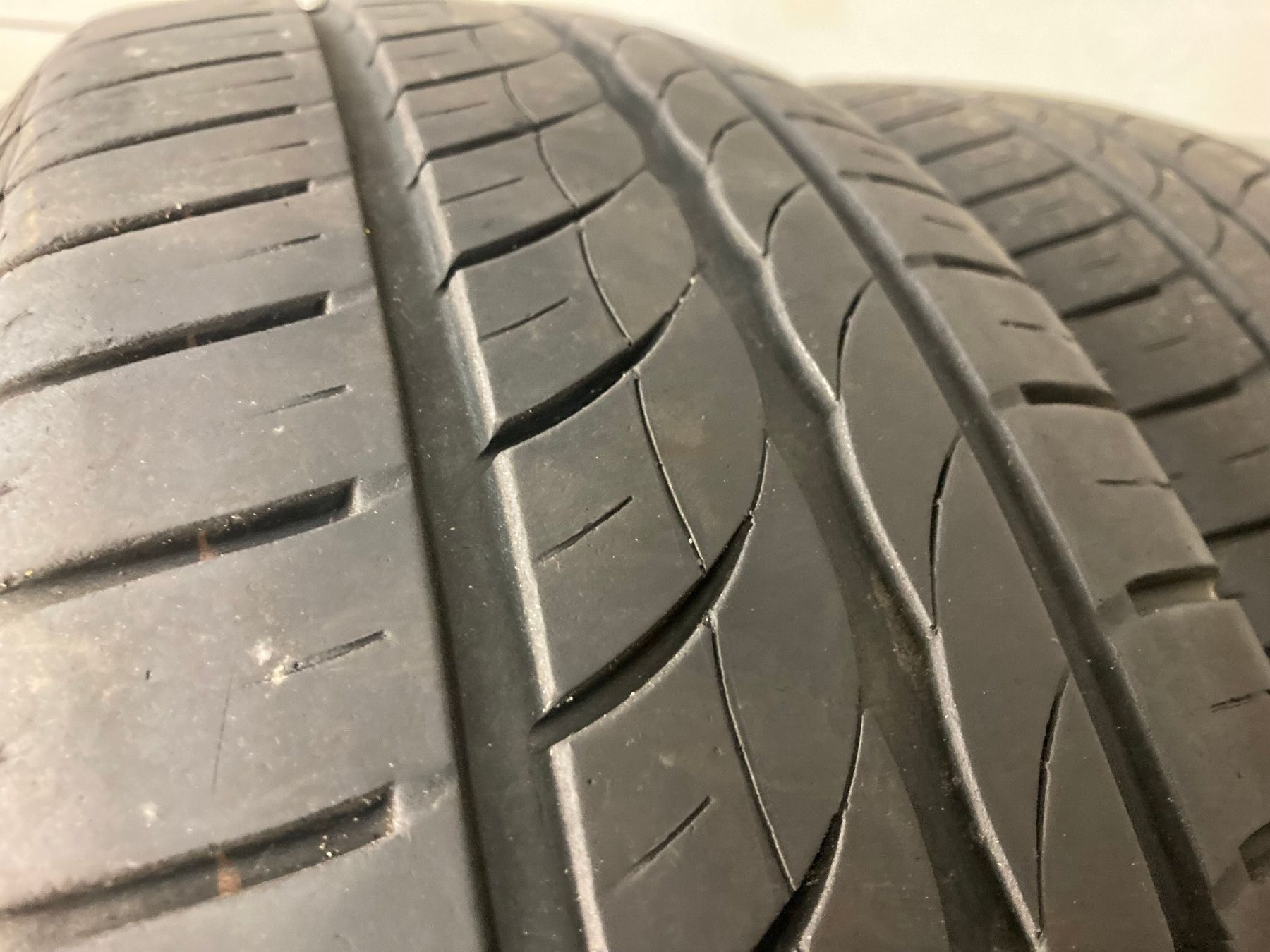 Pirelli Pneumatici & Ruote complete: 185/65R15 Sommerpneu – Usato da Cham venduto da WB2223 4