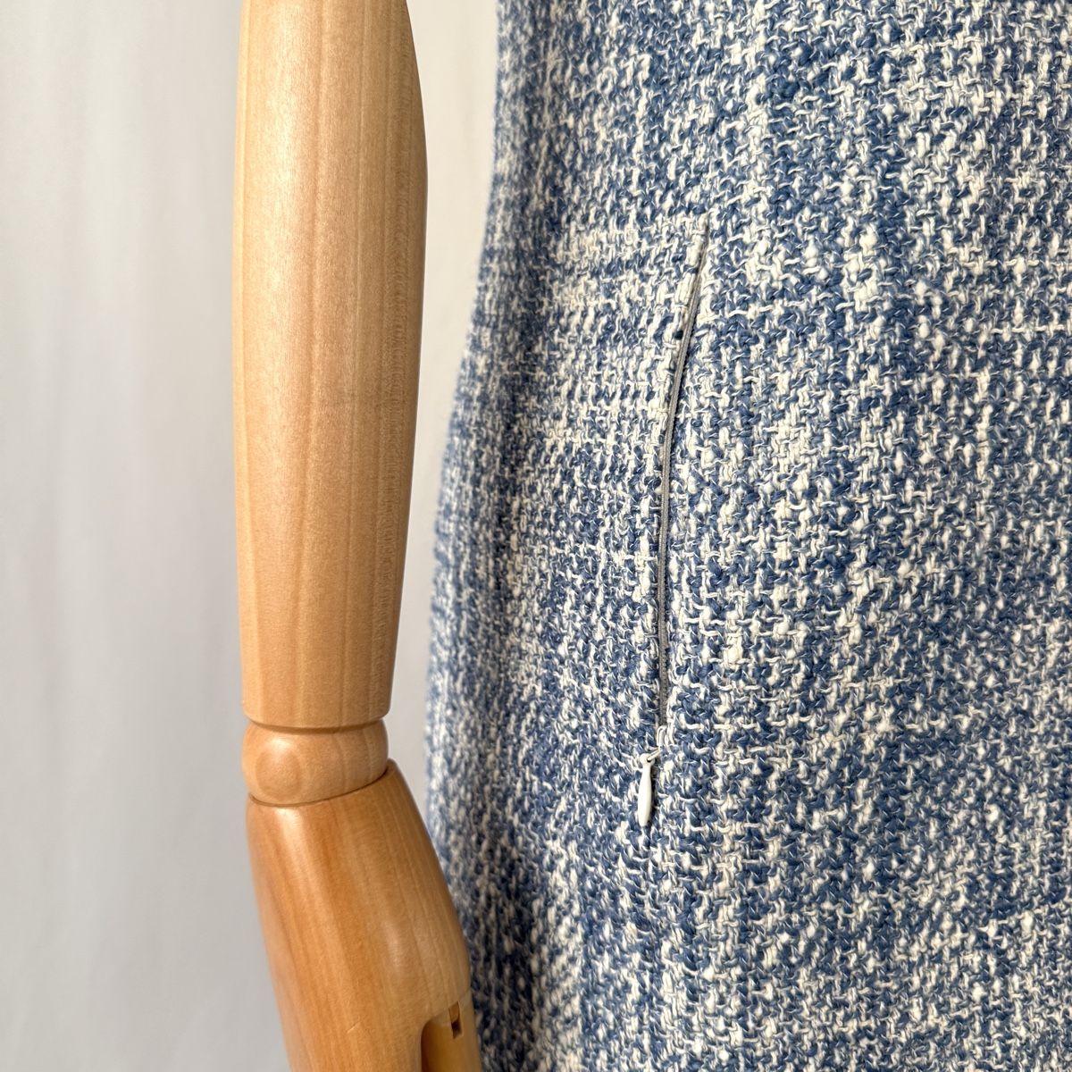 Akris Kleider: AKRIS Blue Tweed Dress – Neu (gemäss Beschreibung) aus Emmen von Avviivva_Com2023 4