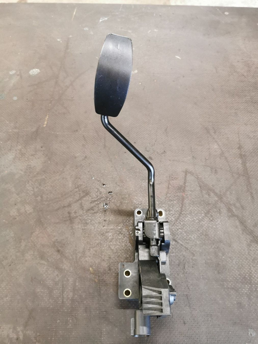 Fiat Tutti pezzi di ricambio auto: Fiat Punto HGT Original Gaspedal – Nuovo e nell'imballaggio originale da Oberengstringen venduto da abarth08 1