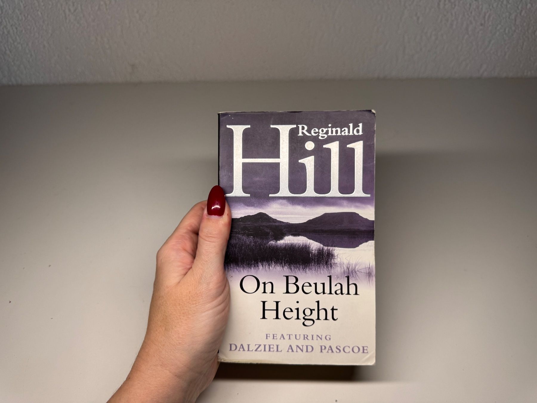 Libri: NOVEL: Reginald Hill, On Beulah Hight – Usato da Grosswangen venduto da English_books