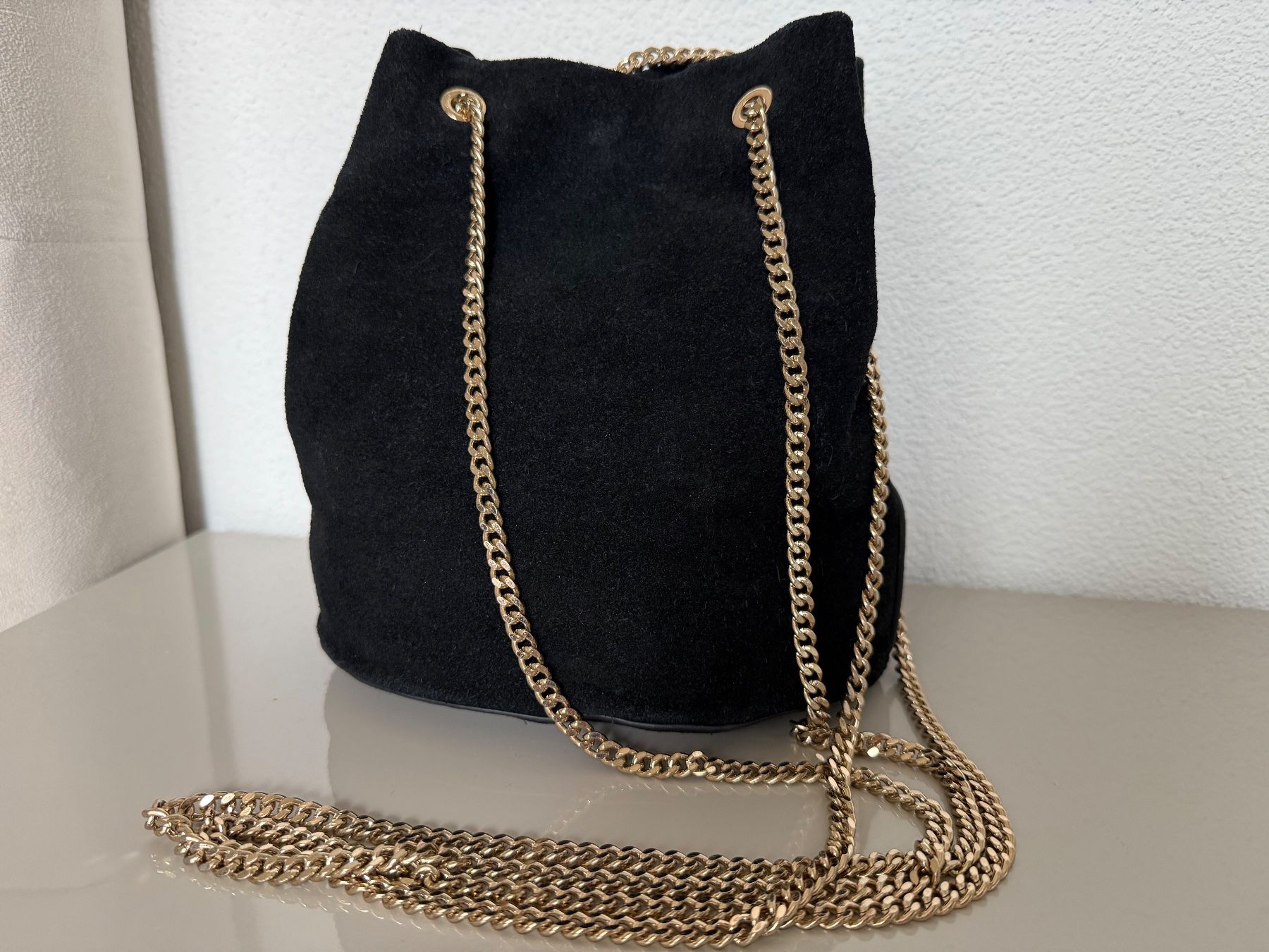 Mango Taschen für Damen: Mango Beuteltasche Umhängetasche Tasche Ledertasche – Neu (gemäss Beschreibung) aus Rotkreuz von beltraum 2