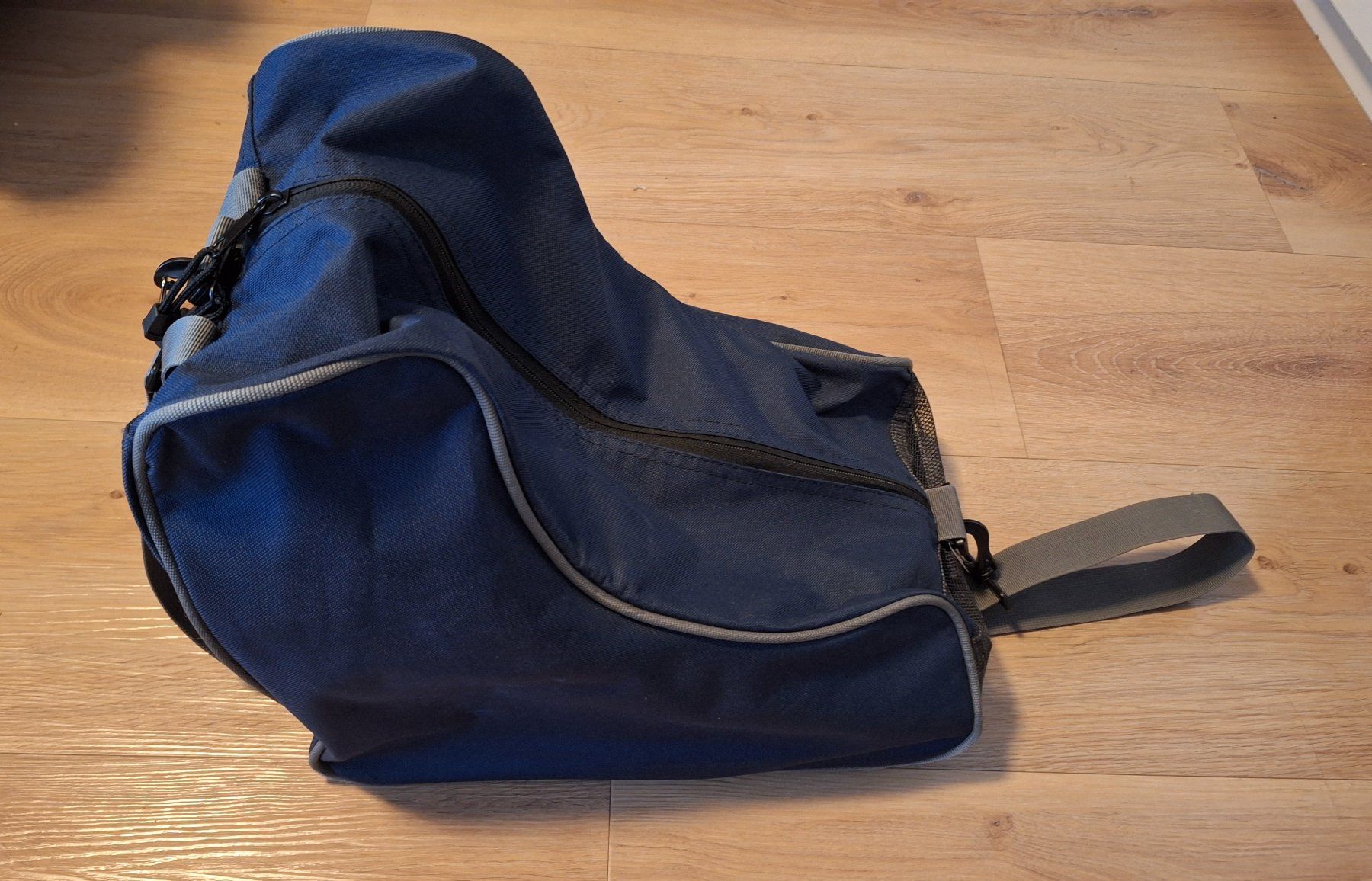 Pattini da ghiaccio: Schlittschuh Gr. 38 plus Tasche – Usato da Lützelflüh-Goldb venduto da bli_f2v9 6