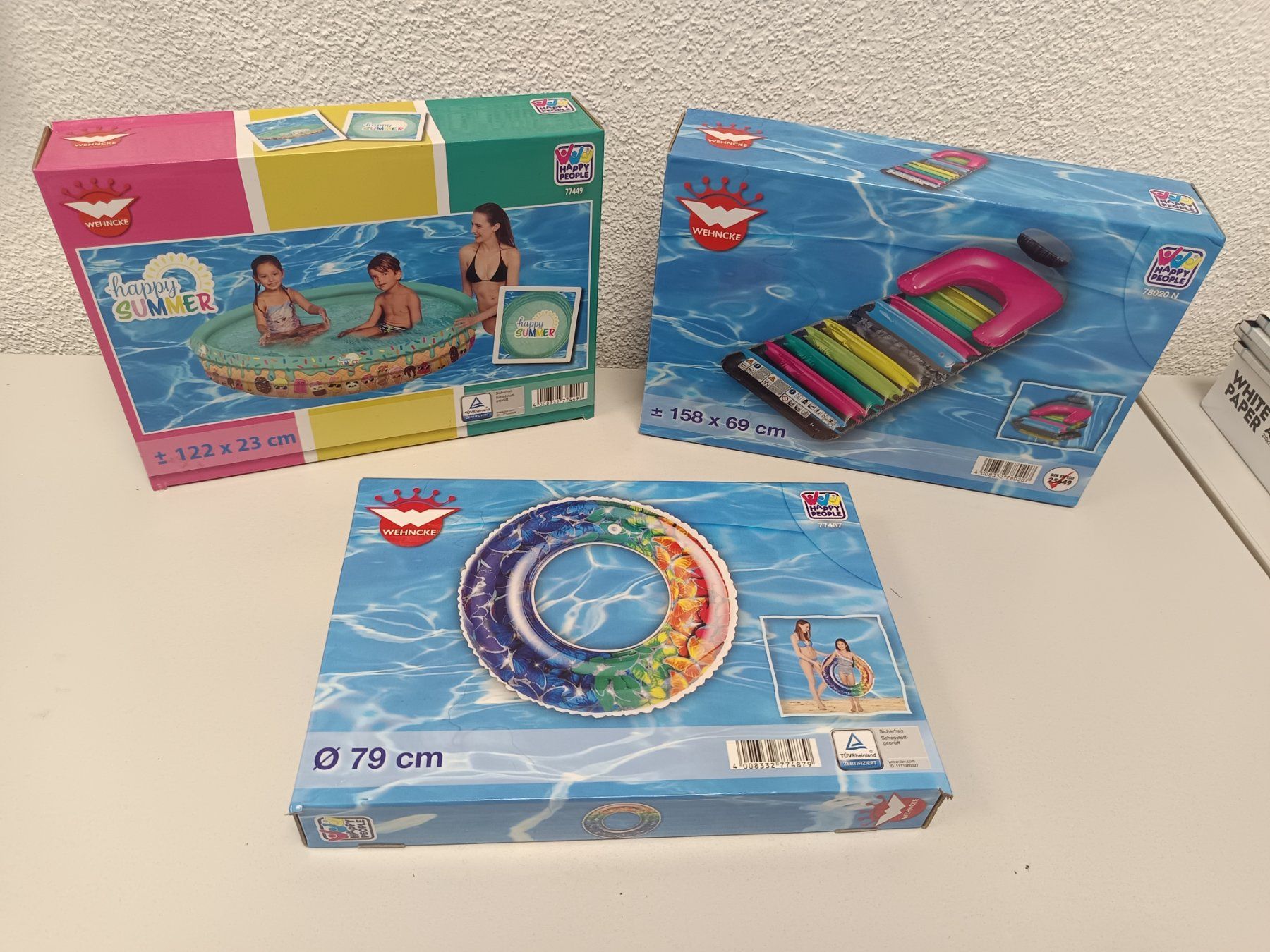 Jouets: 3 x neue Badeartikel – Neuf avec emballage d'origine à Rüthi (Rheintal) par Balty