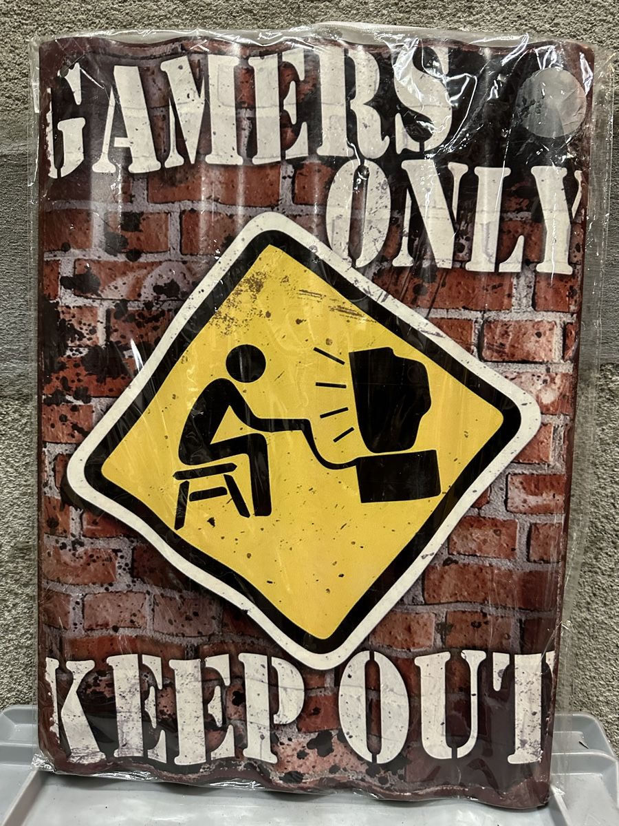 Ecriteaux: Gamers only keep out – Neuf (Voir description) à Reinach AG par rares75