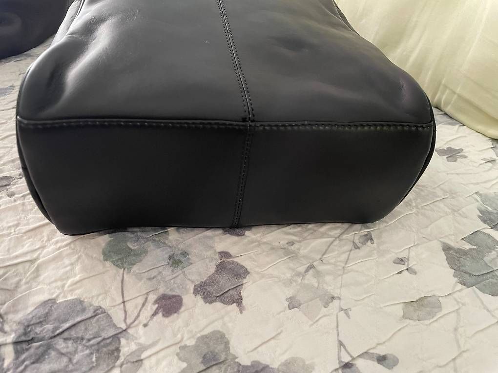 Zaini: Rucksack Leder schwarz-silber – Usato da Muttenz venduto da einfach-schoen 1