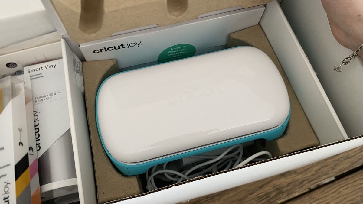Cricut Kit bricolage: Cricut Joy Schneideplotter - Komplett mit Zubehör! Gift – Nuovo (secondo la descrizione) da Hochwald venduto da _biene_ 5