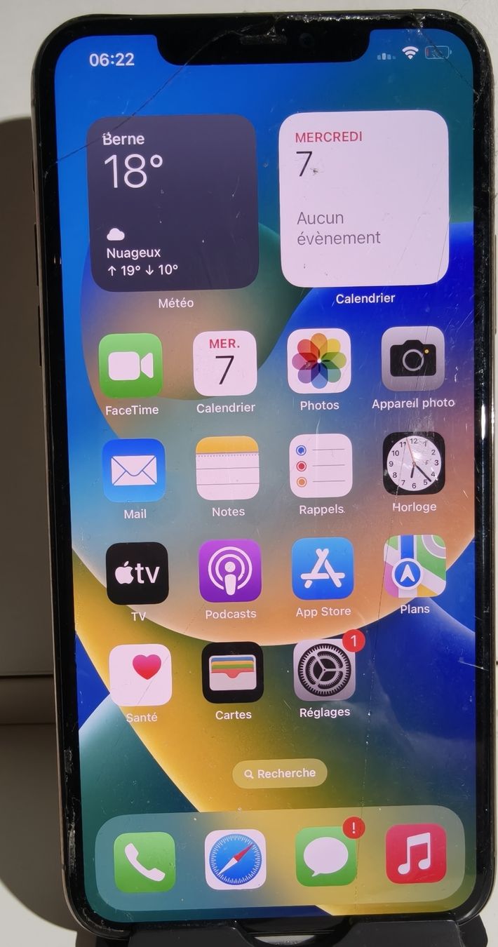 Apple Telefoni cellulari / Smartphones: Apple iPhone 11 Pro Max 256 GB Gold  – Difettoso da La Tour de Peilz venduto da Dejobokin 4
