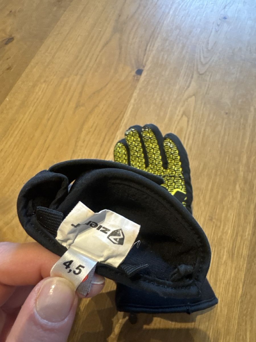 Ziener Handschuhe & Handstulpen: Ziener Ski Handschuhe Gr.4.5 – Gebraucht aus Steinhausen von ani_k6nx 2