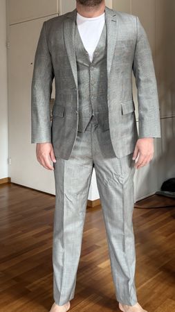 Gray three-piece Suit made of Premium Fabric