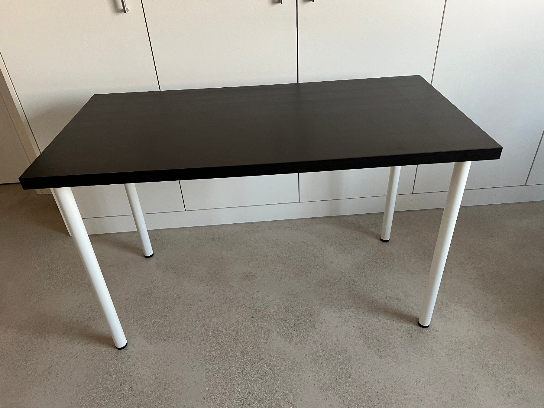 Ikea Scrivanie: IKEA Schreibtisch 120x60cm – Usato da Hohenrain venduto da Anirob