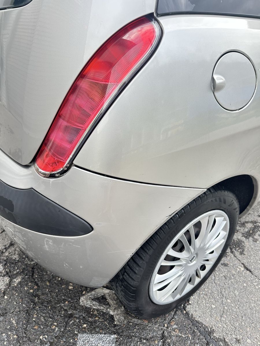 Lancia Autos: Lancia Ypsilon 2004 1.4 - Silver, Great Condition, Automatic – Gebraucht aus Cureglia von gab_bz6z 3