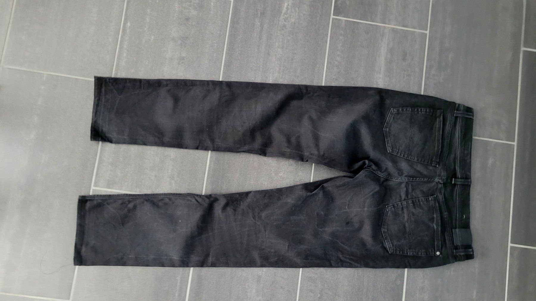 Pioneer Jeans: Jeans, schwarz, Gr.36/32 – Usato da Sins venduto da dsto 1