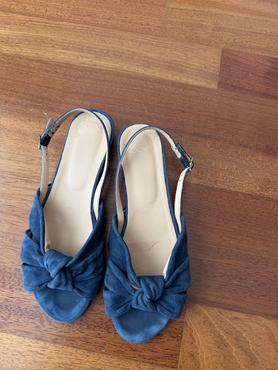 Scarpe da donna: Sandales bocage plates – Usato da Rolle venduto da yosra_RM
