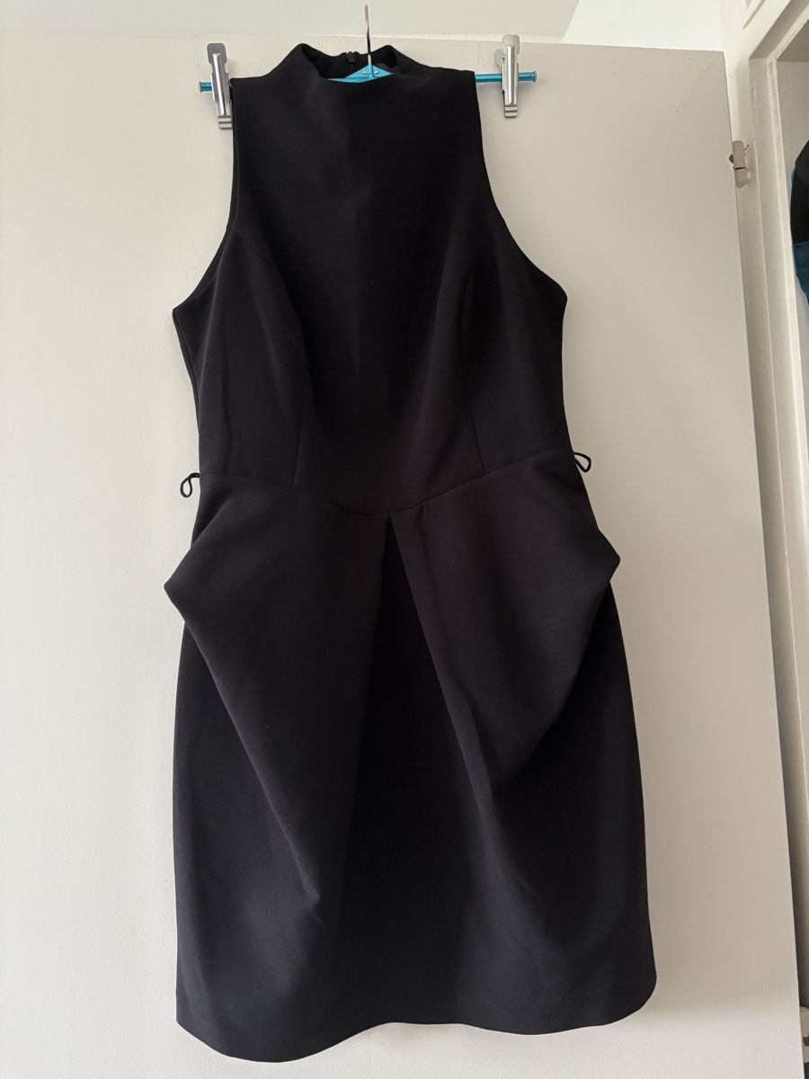 Robes: Robe courte Sandro Ferrone  – Neuf (Voir description) à Onex par kattrina