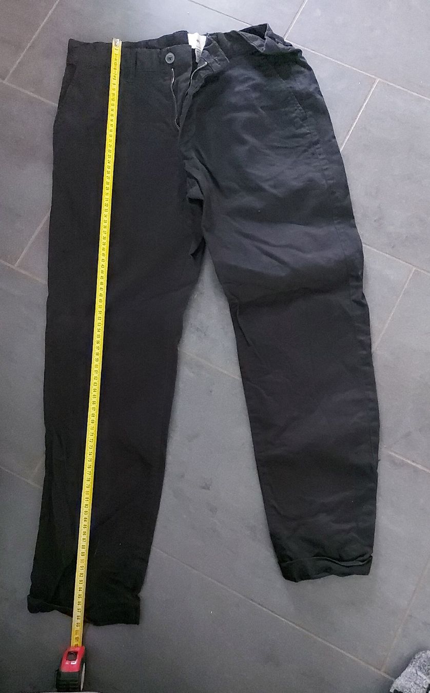 H&M Pantaloni: Herren Hose Gr. 174  schwarz – Usato da Trimbach venduto da Shanja99