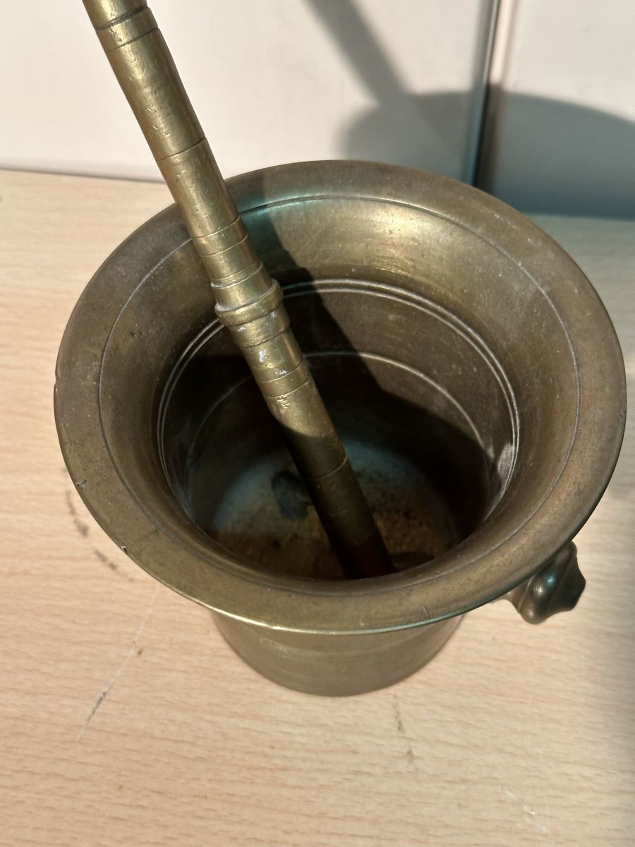 Sonstiges für das Kochen & Backen: Mortier et pilon anciens en laiton – Gebraucht aus Lausanne von artnouveau04 2