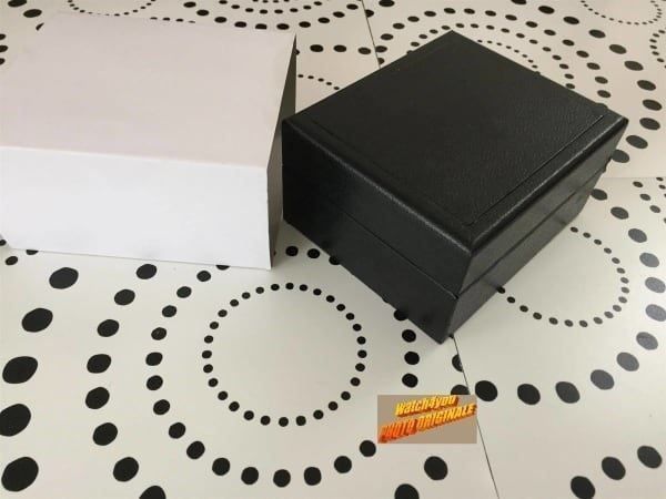 Uhrenboxen: BOX ECRIN  WATCH CASE / SCHACHTEL - NEUTRAL - NEW !!! – Neu (gemäss Beschreibung) aus Epalinges von dream-watch 4