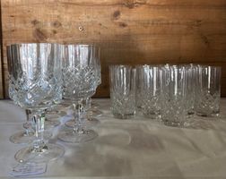 Set von 22 Kristallgläsern mit Schliff, Vintage