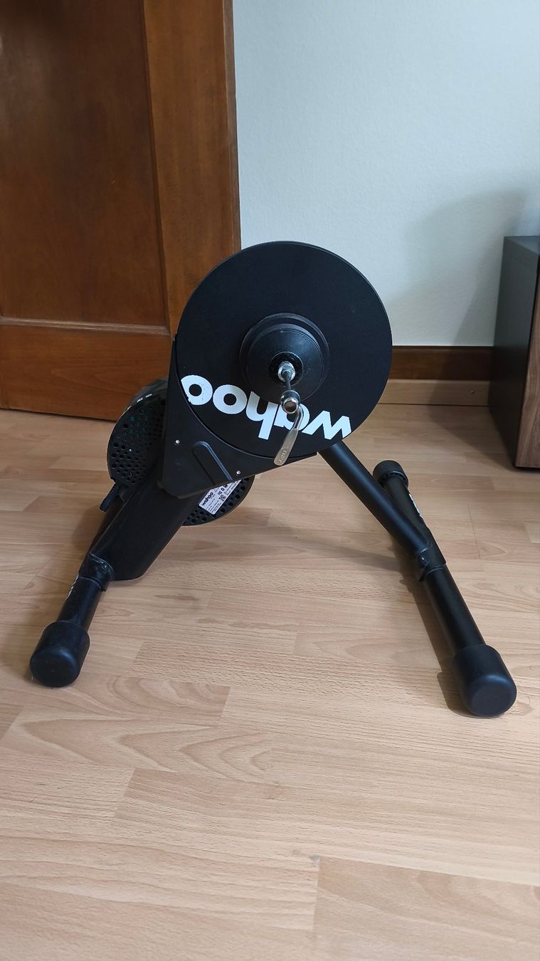 Wahoo Hometrainer: Wahoo KICKR CORE – Gebraucht aus Zürich von fca_d969