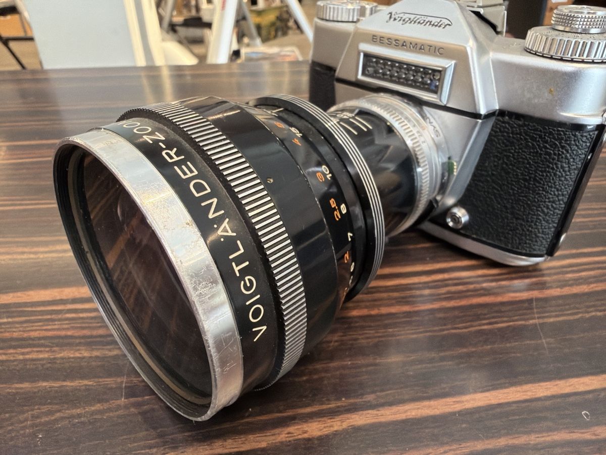 Voigtländer Fotocamera: Voigtländer Bessamatic Zoomar 2.8  – Usato da Zürich venduto da KochphotoAG 3