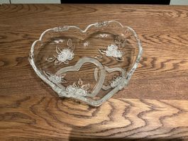 Schöne Früchteschale oder für sonstiges Glas