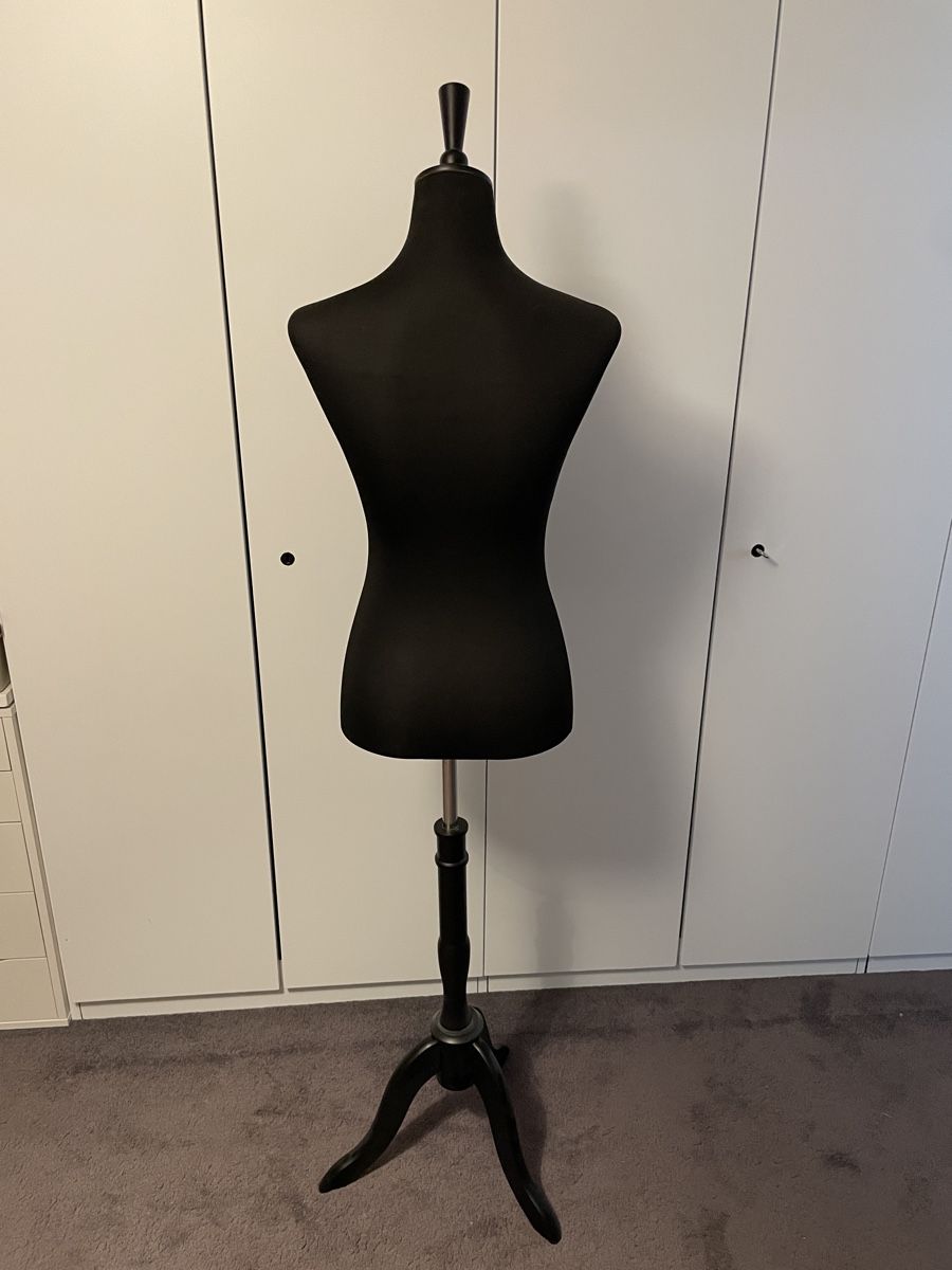 Equipement de magasin & Foires: Schneiderpuppe Damenbüste Gr.36/38 – Neuf (Voir description) à Fahrwangen par jus_5lz7 1