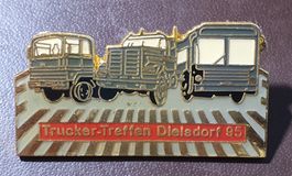Box242 - Pin Trucker Treffen Kloten 1995 LKW Zugmaschine