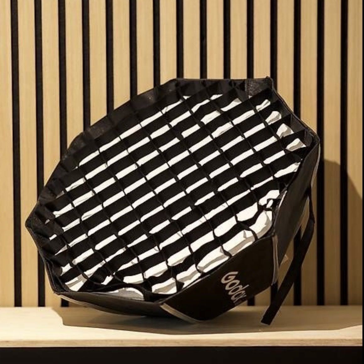 Godox Lampes: Godox ML100Bi + Softbox – Neuf (Voir description) à Kloten par har_7ds7 2