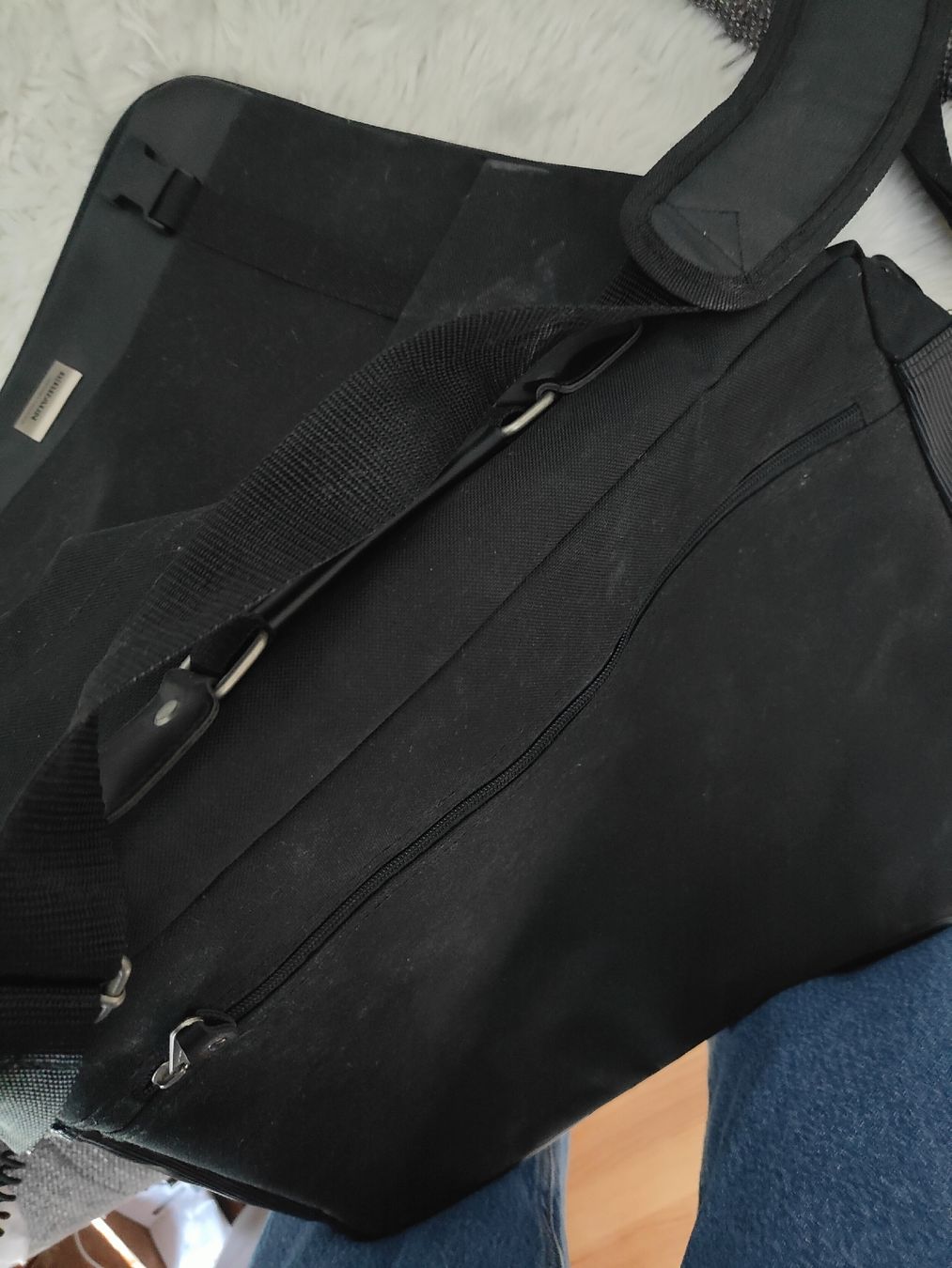 Borse: Tasche – Nuovo (secondo la descrizione) da Muttenz venduto da NMtn. 1