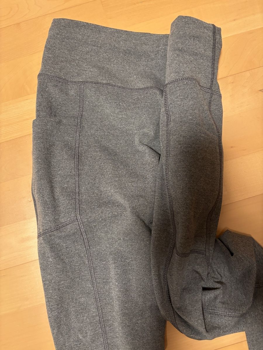 Leggings: Sporthose S – Usato da Kesswil venduto da Branca-01 4