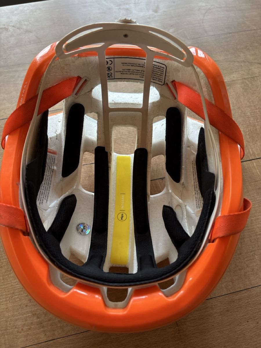 Poc Caschi: Poc Velohelm – Usato da Remetschwil venduto da KatrinRo 2