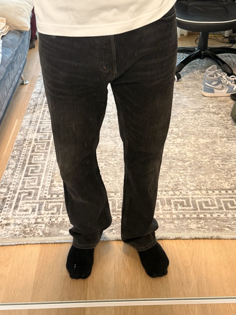 Weekday Jeans: Weekday Space Jeans Washed Black 31/32 – Neu (gemäss Beschreibung) aus Näfels von sellmemoric 1